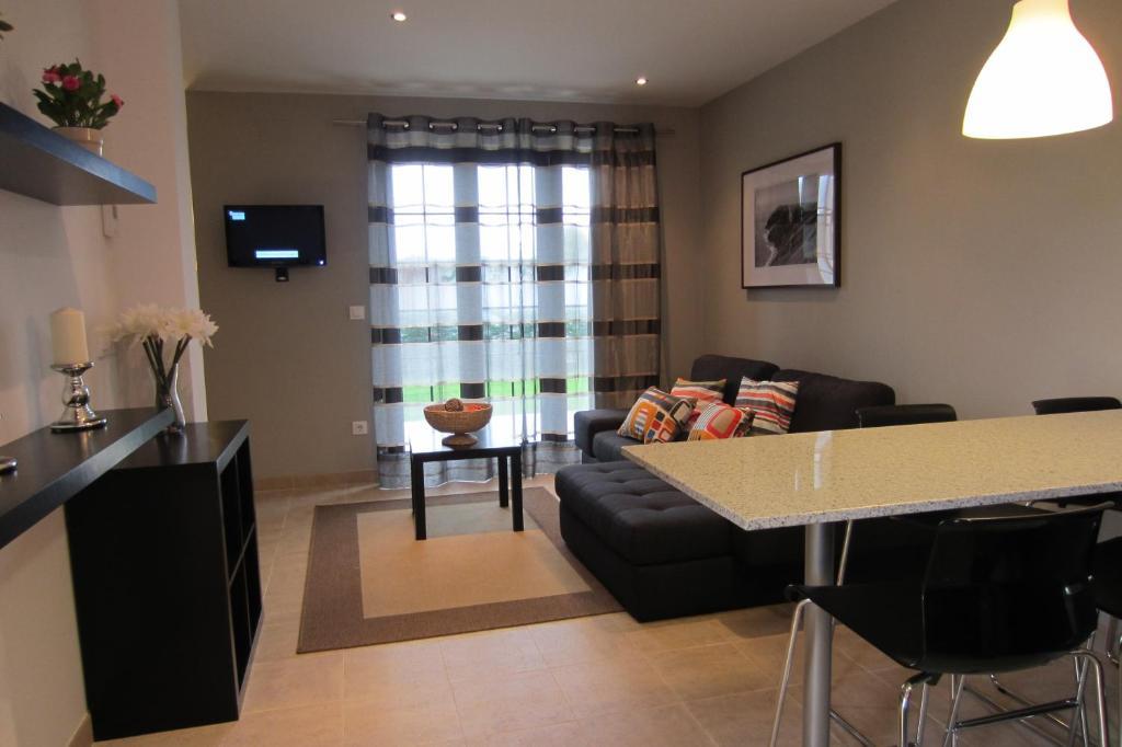 Apartamentos El Regueirin 2 Овиньяна Экстерьер фото